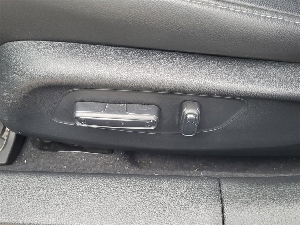 2024 Honda Civic Hatchback EX-L