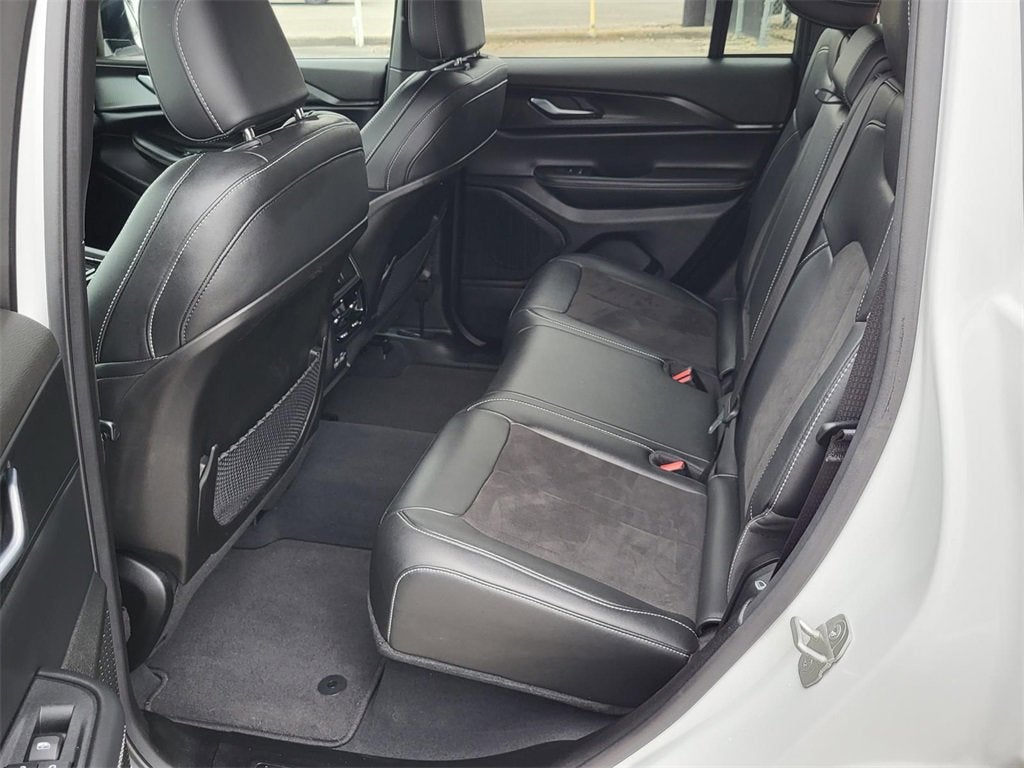 2023 Jeep Grand Cherokee Altitude X 4x4