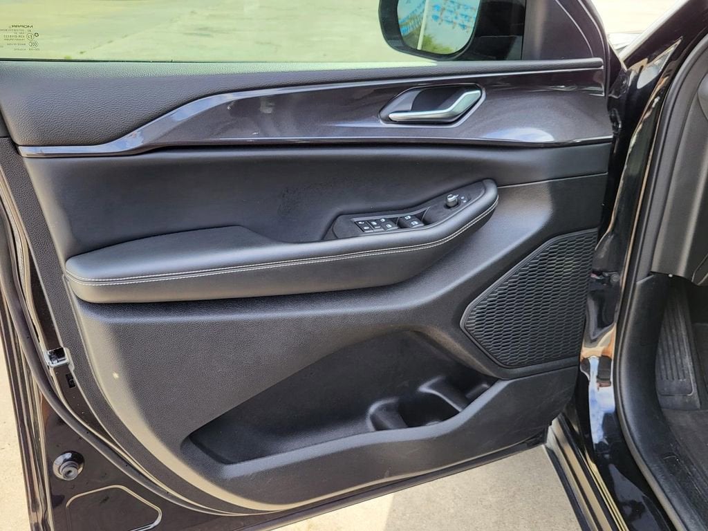 2023 Jeep Grand Cherokee Altitude 4x4