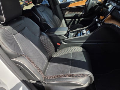 2025 Jeep Grand Cherokee L Summit Reserve 4x4