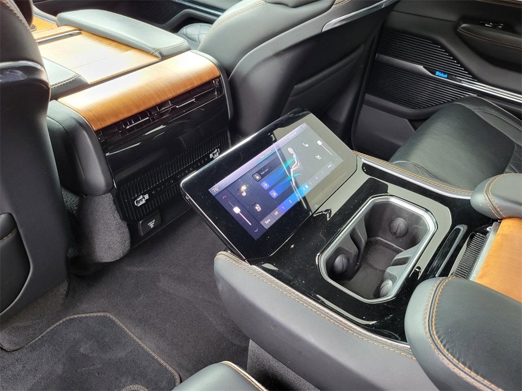 2024 Jeep Grand Wagoneer L Series III