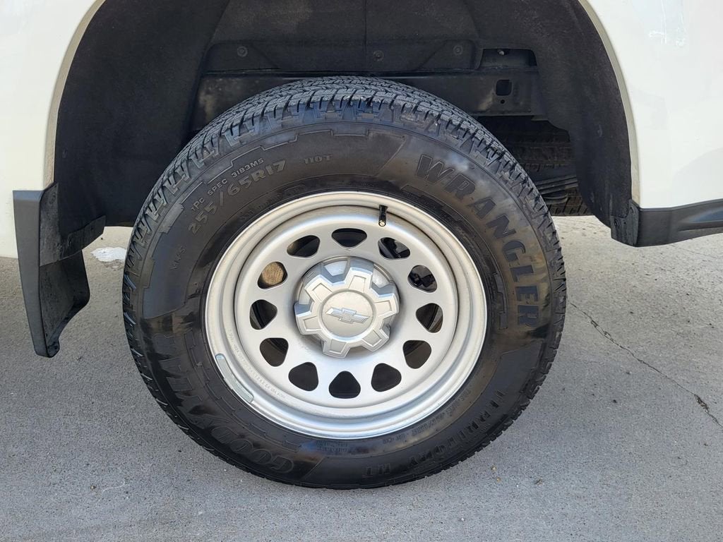 2024 Chevrolet Colorado WT