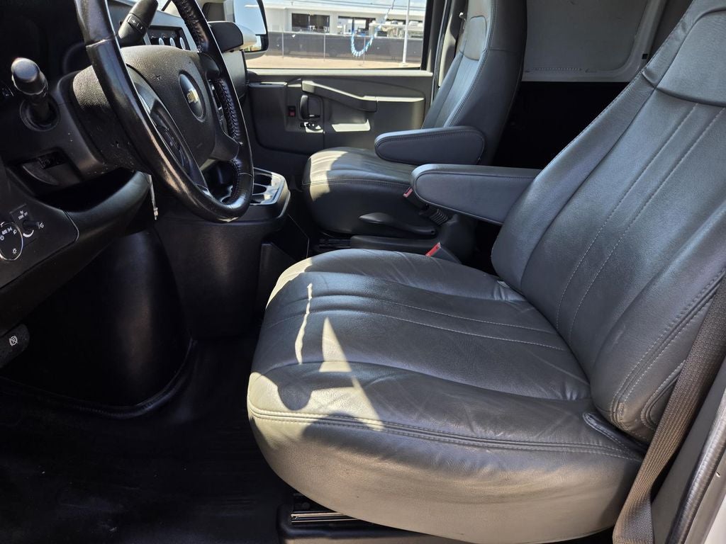 2023 Chevrolet Express Cargo 2500 WT