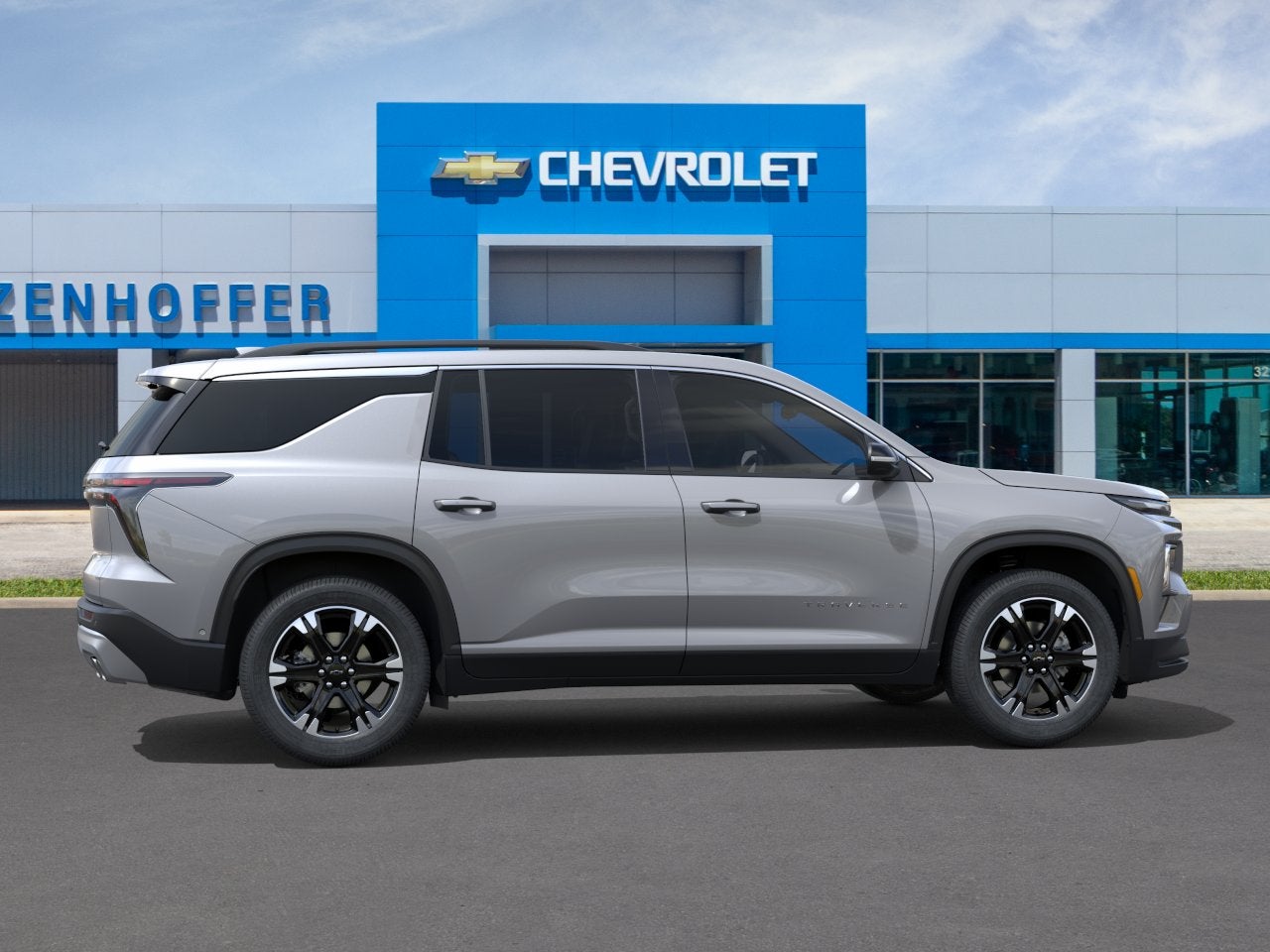 2027 Chevrolet Traverse LT