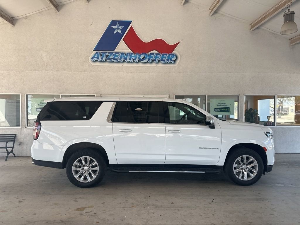 2023 Chevrolet Suburban Premier