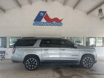 2023 Chevrolet Suburban RST