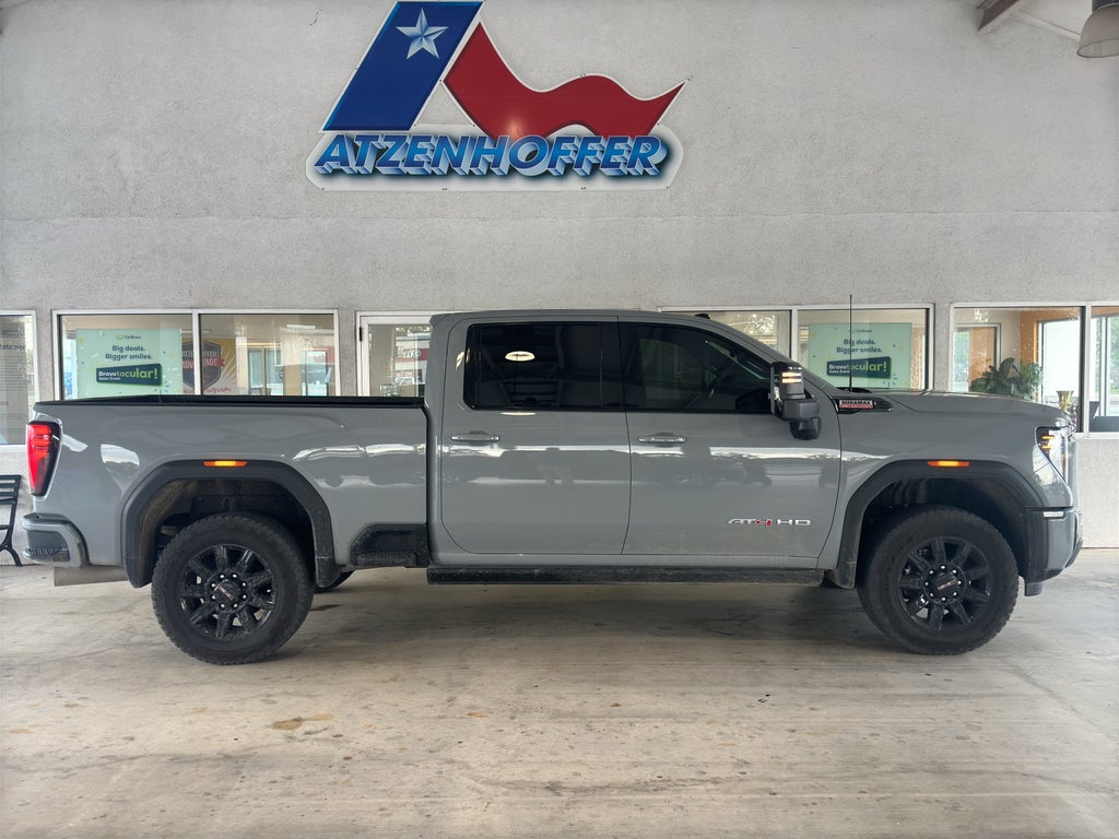 2025 GMC Sierra 2500 HD AT4