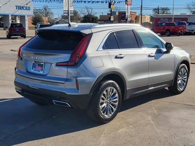 2025 Cadillac XT4 Premium Luxury