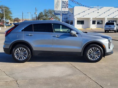 2025 Cadillac XT4 Premium Luxury