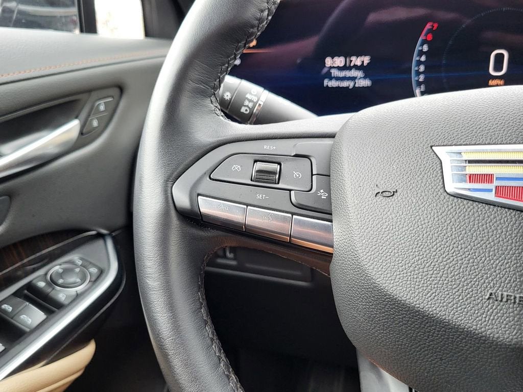 2025 Cadillac XT4 Premium Luxury