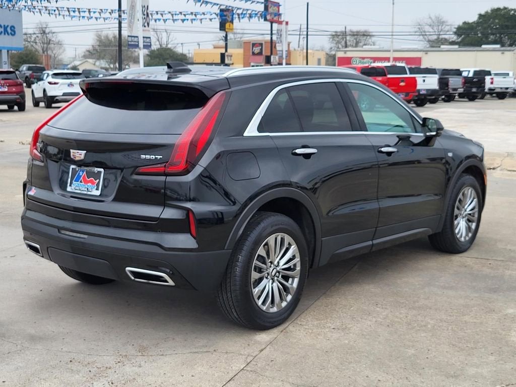 2025 Cadillac XT4 Premium Luxury