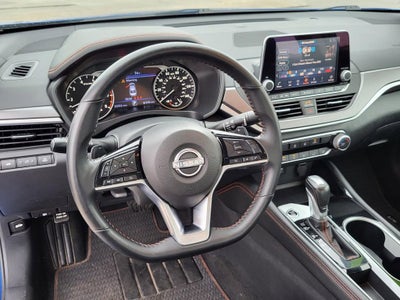 2025 Nissan Altima SR FWD