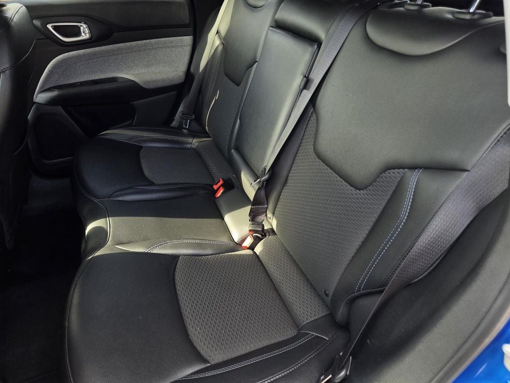 2022 Jeep Compass Latitude FWD