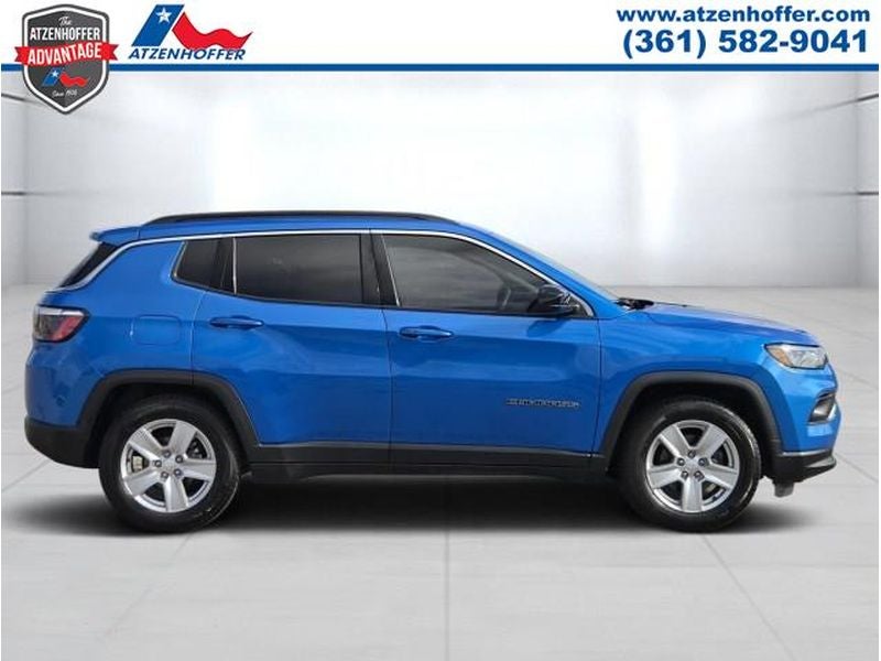 2022 Jeep Compass Latitude FWD