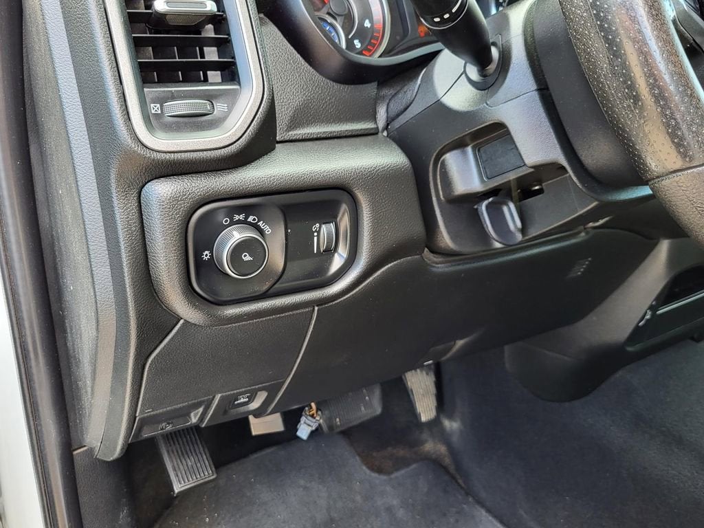 2021 RAM 3500 Tradesman Crew Cab 4x4 8' Box