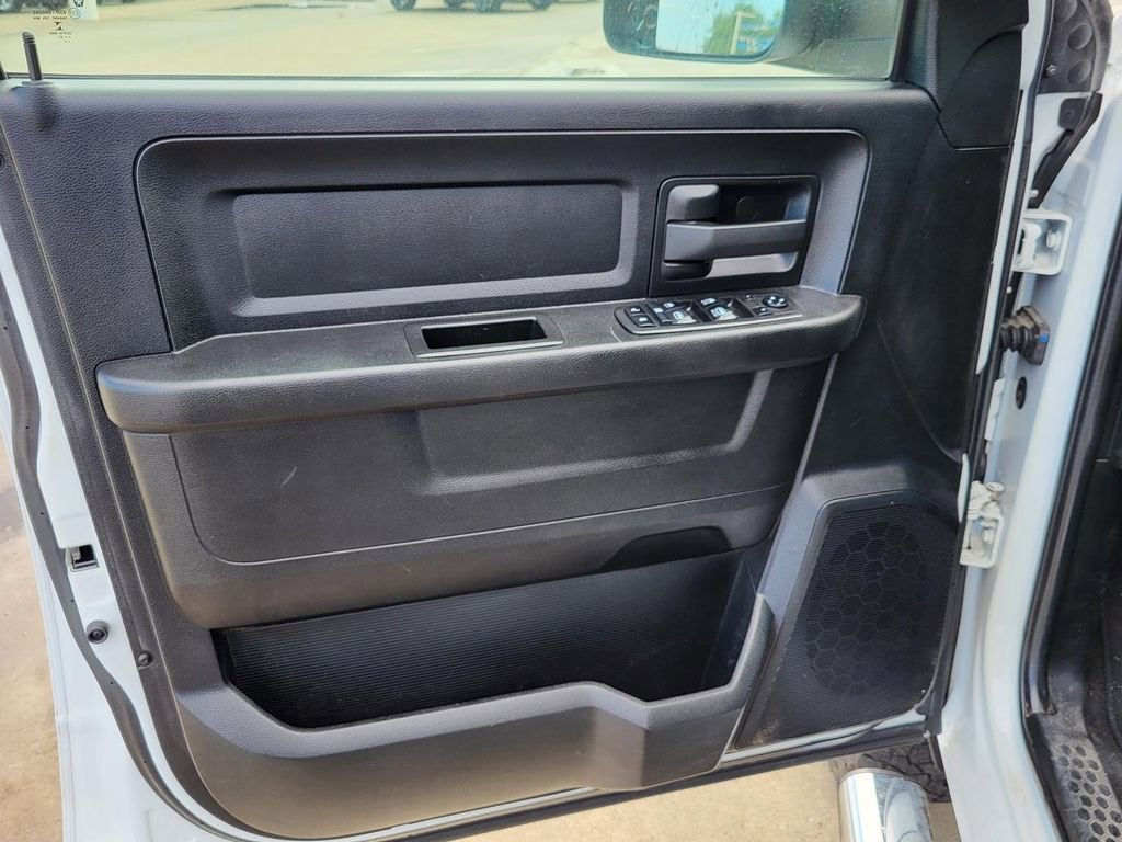 2021 RAM 3500 Tradesman Crew Cab 4x4 8' Box