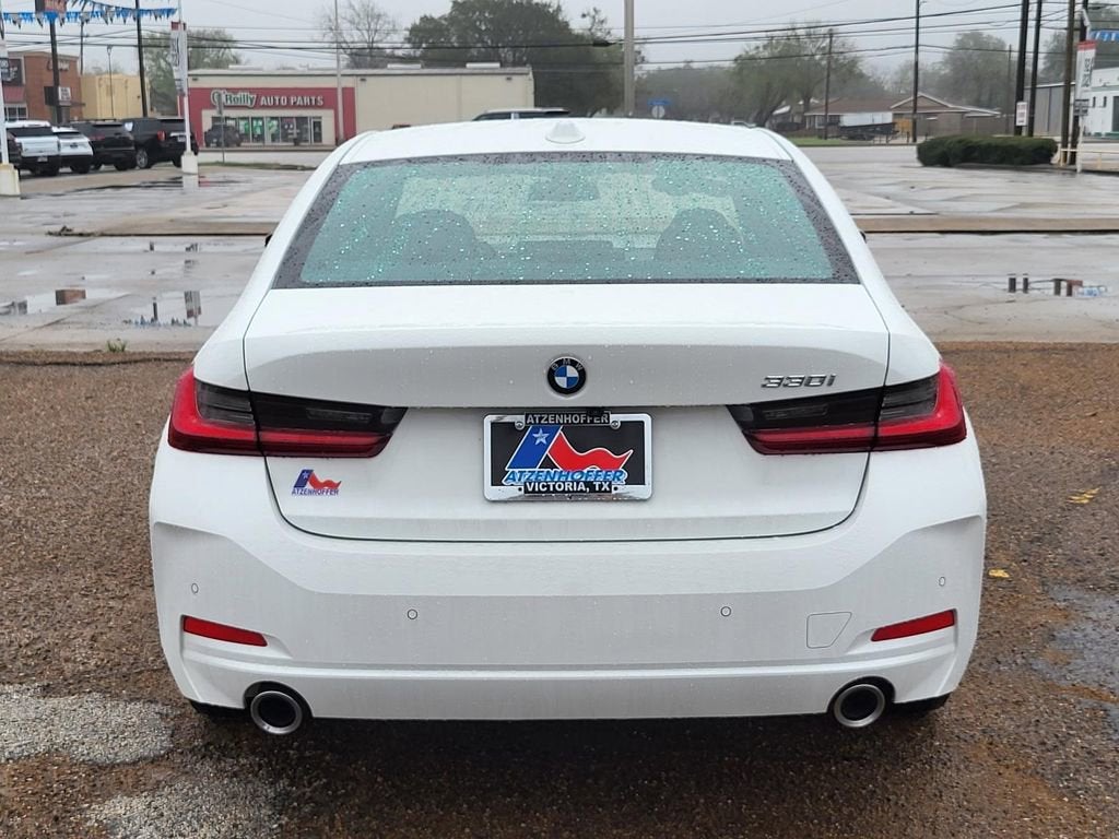 2025 BMW 3 Series 330i