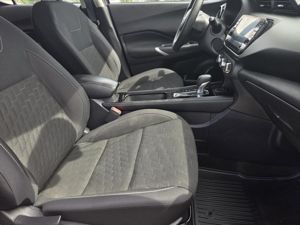 2023 Nissan Kicks SV Xtronic CVT