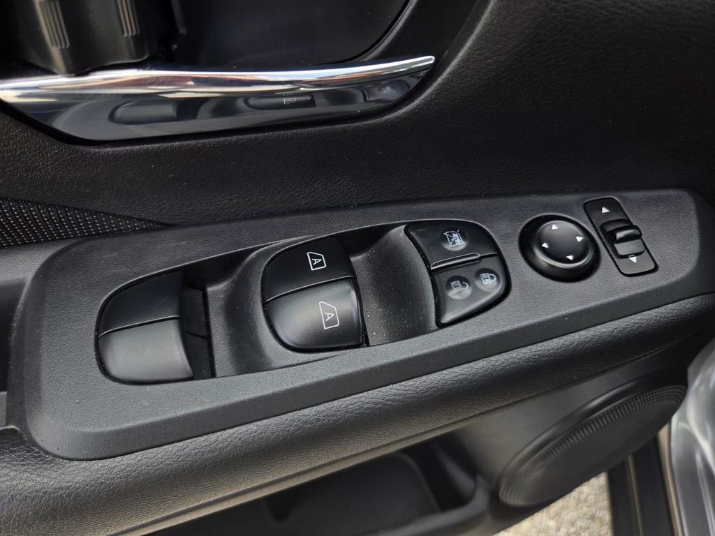2023 Nissan Kicks SV Xtronic CVT