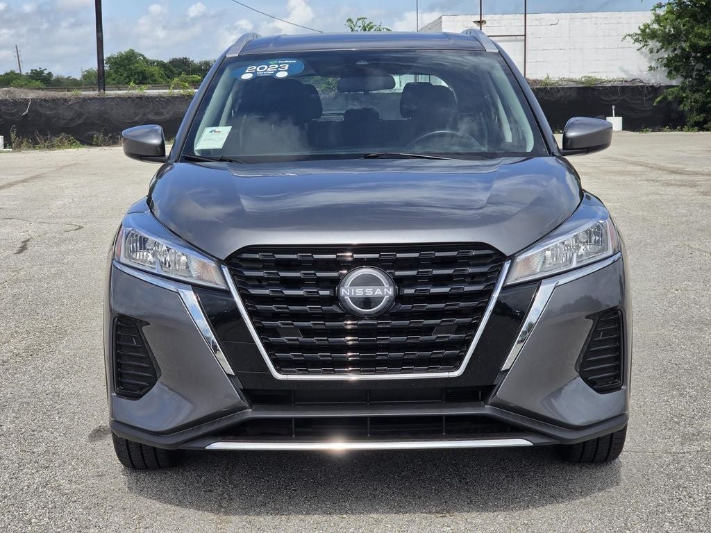 2023 Nissan Kicks SV Xtronic CVT