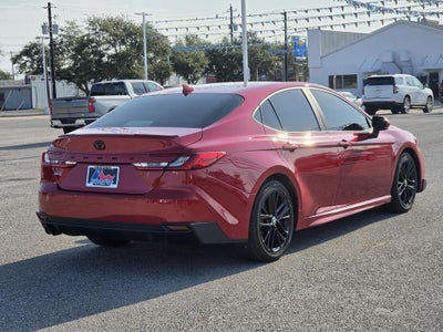 2025 Toyota Camry SE