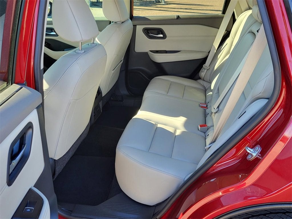 2023 Nissan Rogue SL FWD