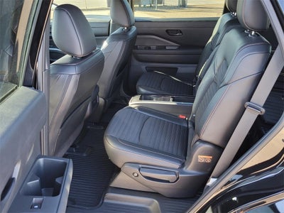 2023 Nissan Pathfinder Rock Creek 4WD