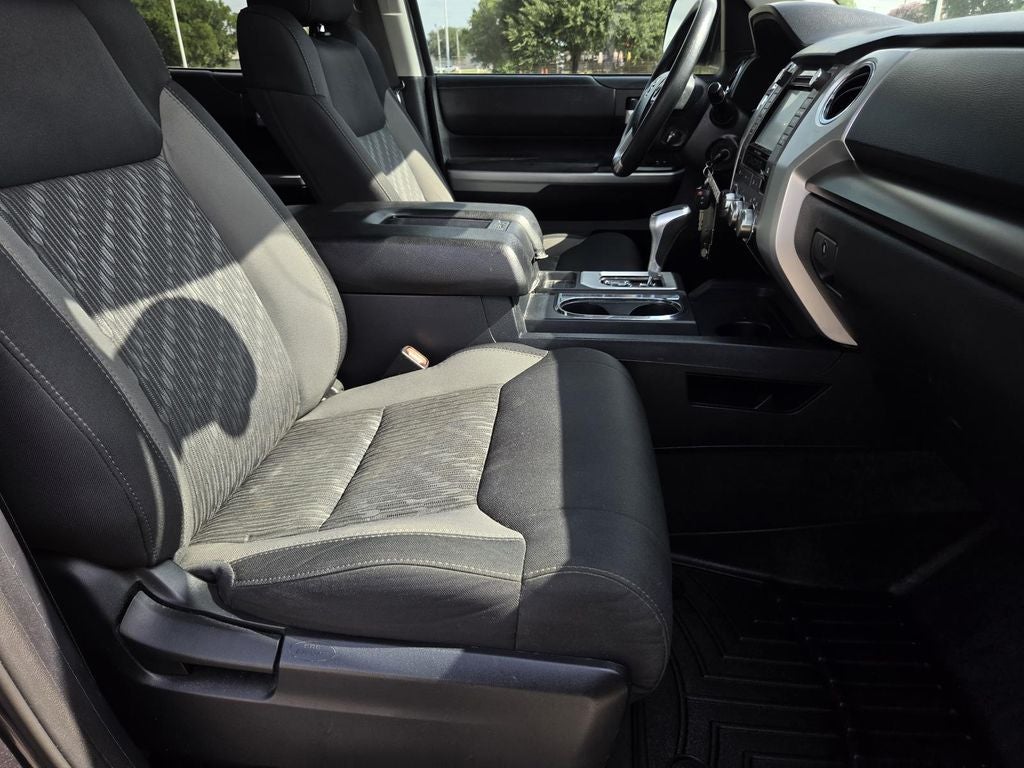 2019 Toyota Tundra SR5 5.7L V8
