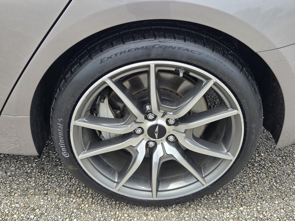 2025 Genesis G70 2.5T