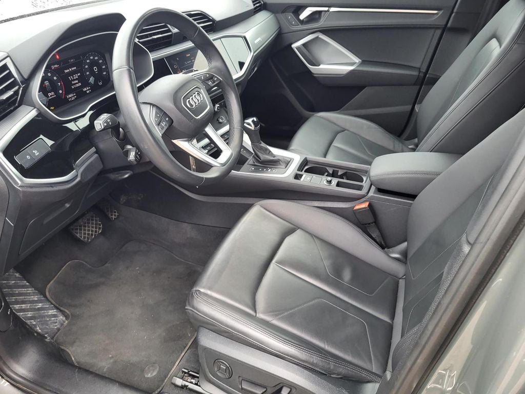 2025 Audi Q3 S line Premium