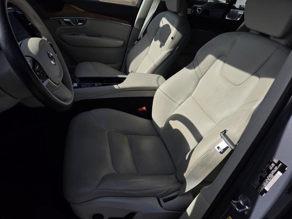 2022 Volvo XC90 Recharge Plug-In Hybrid T8 Inscription Expression Extended Range 6P
