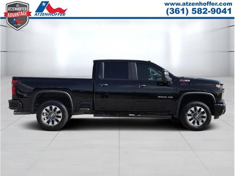 2026 Chevrolet Silverado Custom