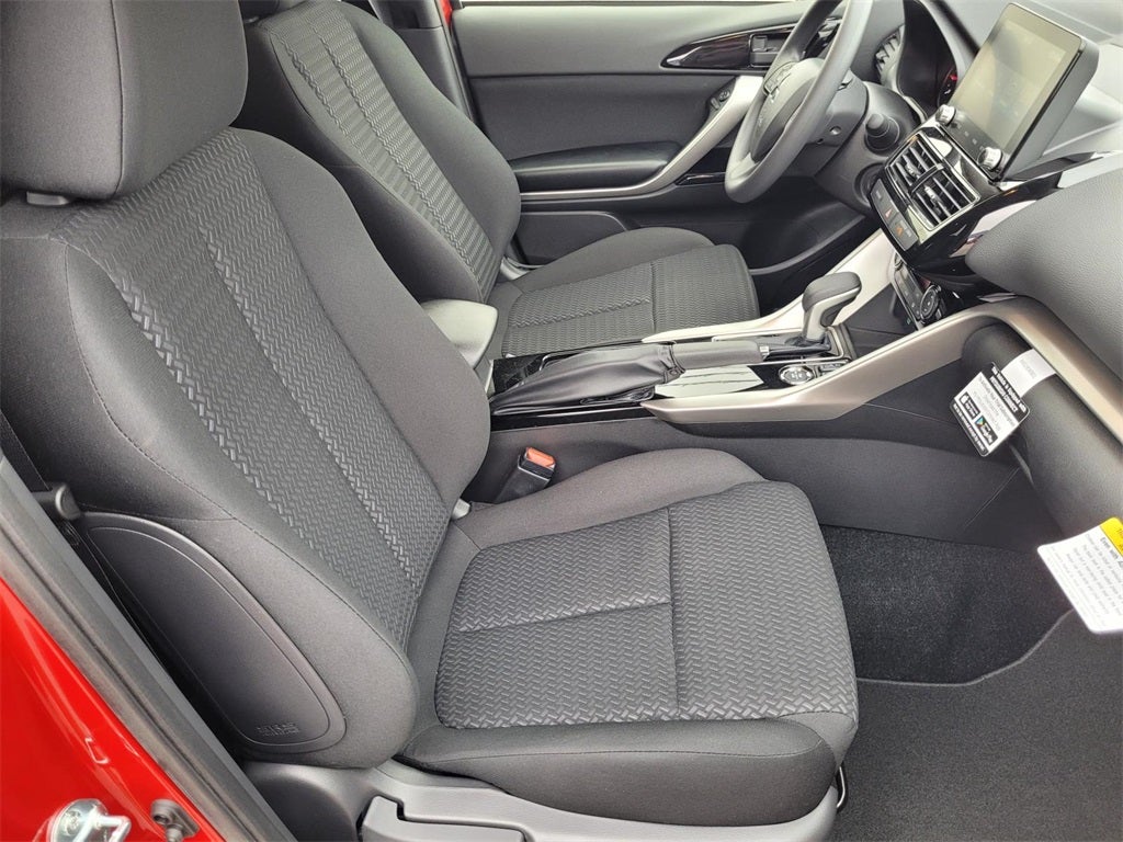 2025 Mitsubishi Eclipse Cross LE