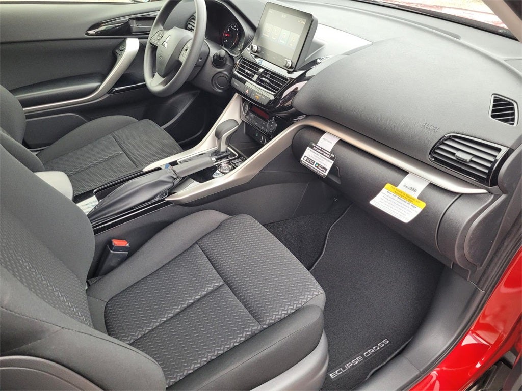 2025 Mitsubishi Eclipse Cross LE