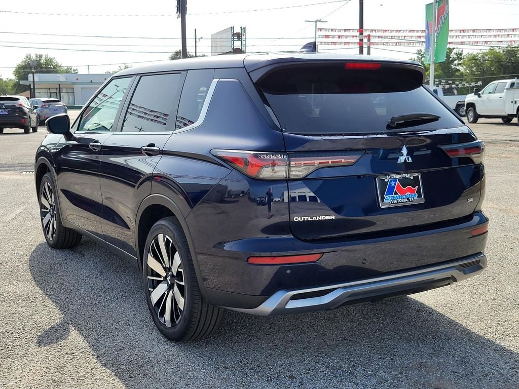 2025 Mitsubishi Outlander SE