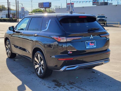 2026 Mitsubishi Outlander SE