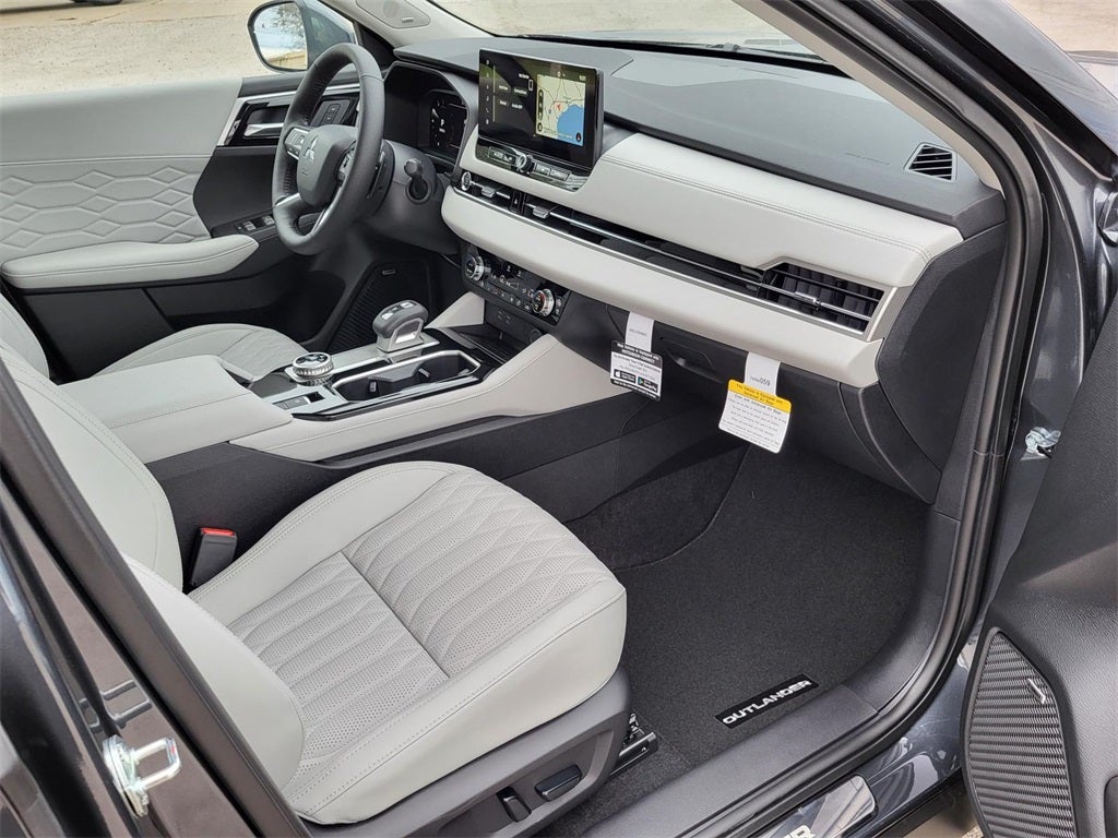 2026 Mitsubishi Outlander SEL