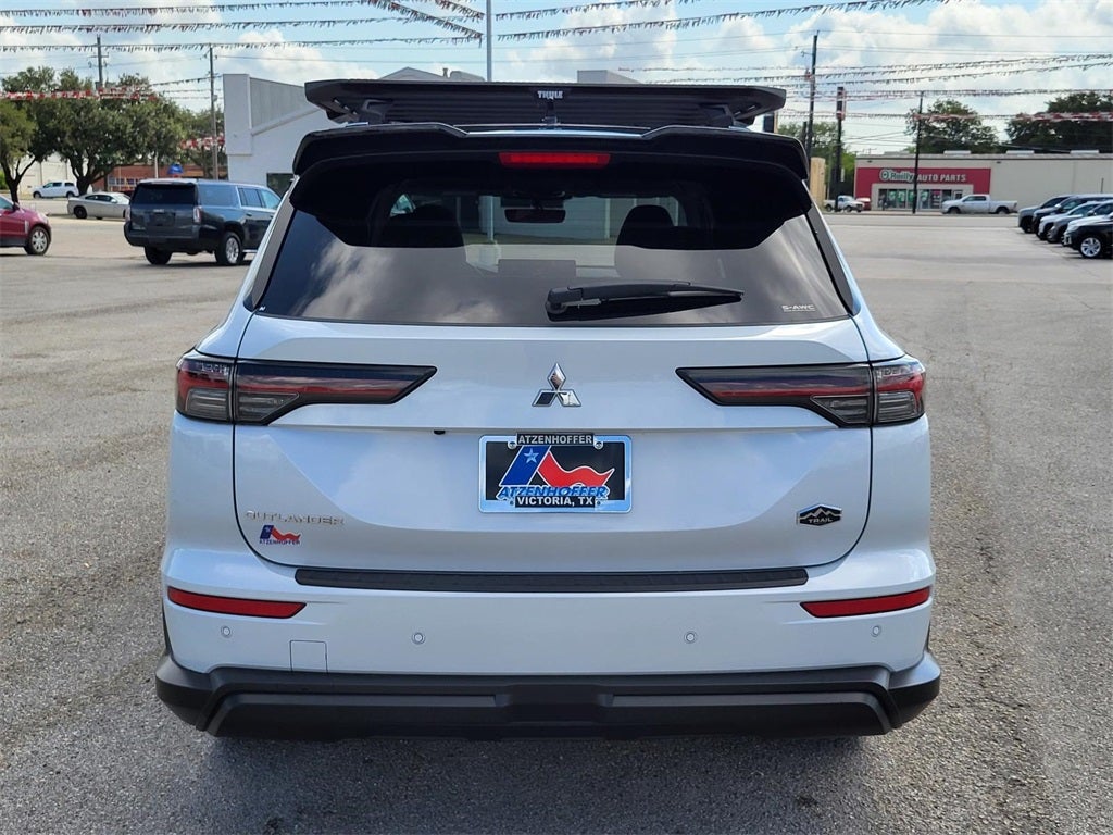 2025 Mitsubishi Outlander Trail Edition