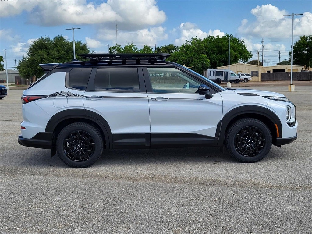 2025 Mitsubishi Outlander Trail Edition