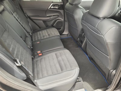 2024 Mitsubishi Outlander PHEV SE