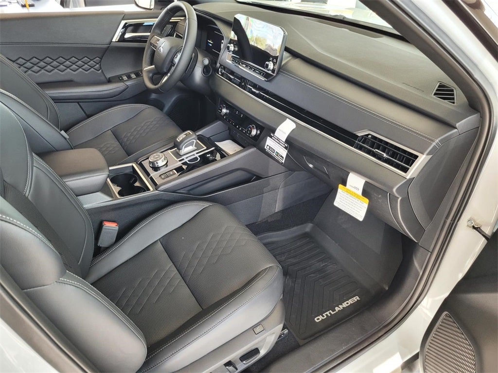2024 Mitsubishi Outlander PHEV SEL
